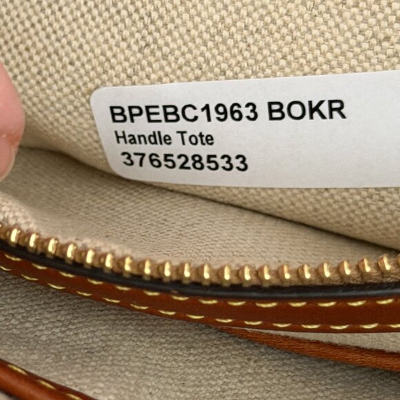 Dooney & Bourke Cream Leather Pebble Grain Handle Tote Bag + Matching Wallet - Picture 11 of 15